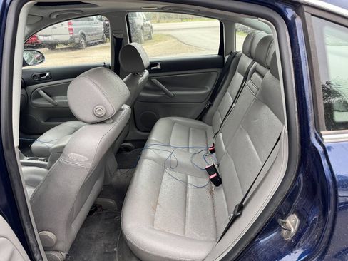 Used 2005 Volkswagen Passat GLS FWD image 11