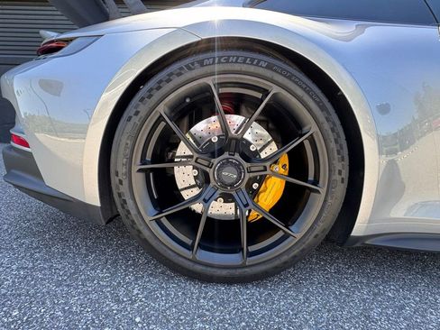 Certified 2022 Porsche 911 GT3 RWD image 14
