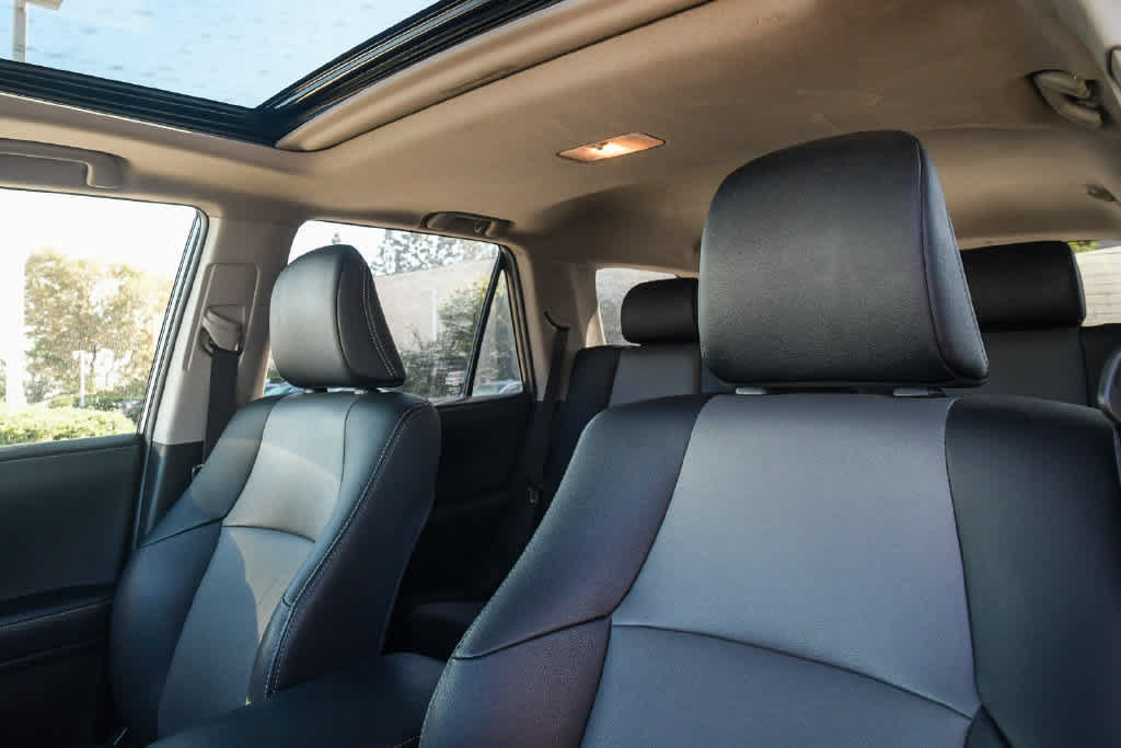 Used 2024 Toyota 4Runner SR5 Premium w/ Moonroof Package RWD image 18