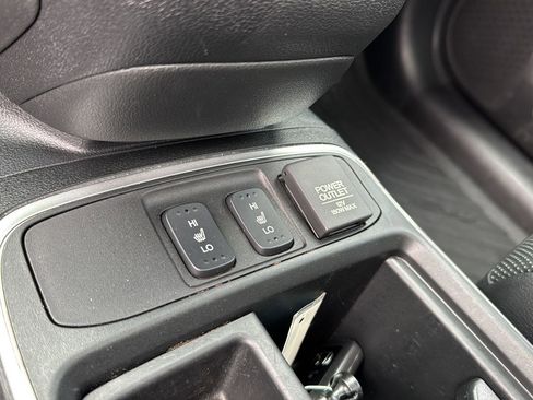 Used 2016 Honda CR-V Touring image 25