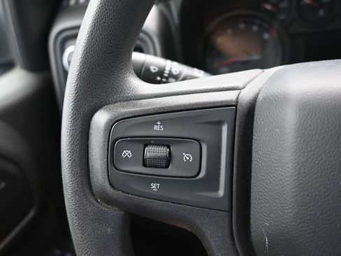 Used 2020 Chevrolet Silverado 1500 Custom w/ Custom Value Package image 25