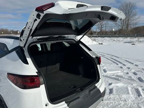 Used 2023 Chevrolet Blazer LT w/ Midnight/Sport Edition image 12