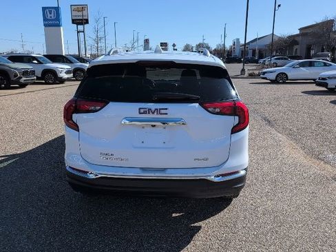 Used 2019 GMC Terrain SLT image 19