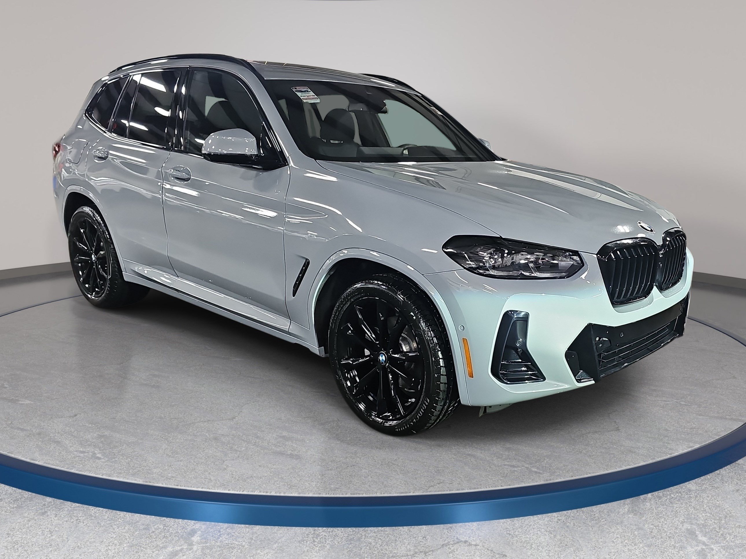 Certified 2024 BMW X3 xDrive30i w/ Premium Package AWD/4WD image 4