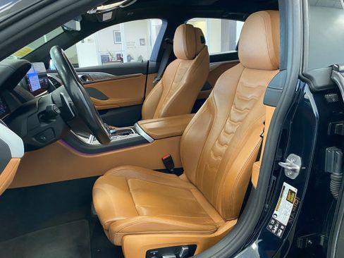 Used 2025 BMW M850i xDrive image 18