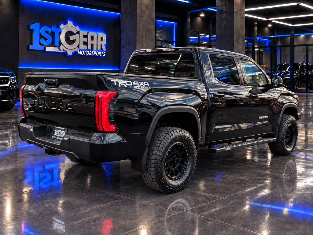 Used 2022 Toyota Tundra SR5 AWD/4WD image 6