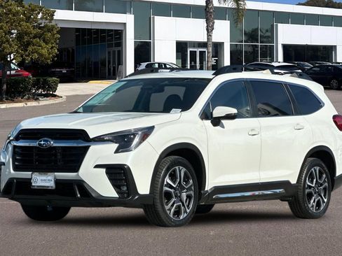 Used 2023 Subaru Ascent Limited image 7