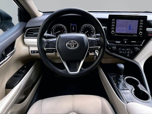 Used 2024 Toyota Camry LE FWD image 6