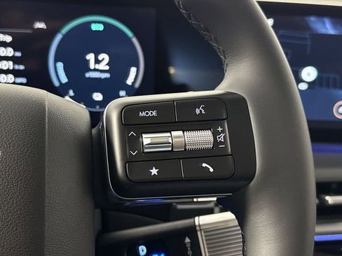 New 2026 Hyundai Santa Fe Limited AWD/4WD image 33