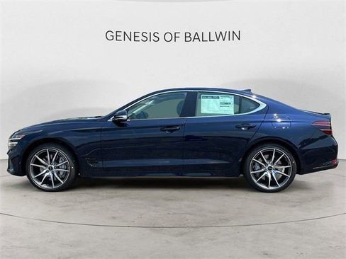 Used 2026 Genesis G70 2.5T Prestige image 5