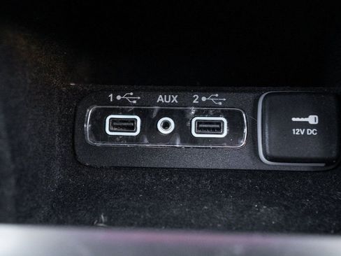 Used 2020 Jeep Grand Cherokee Altitude image 20