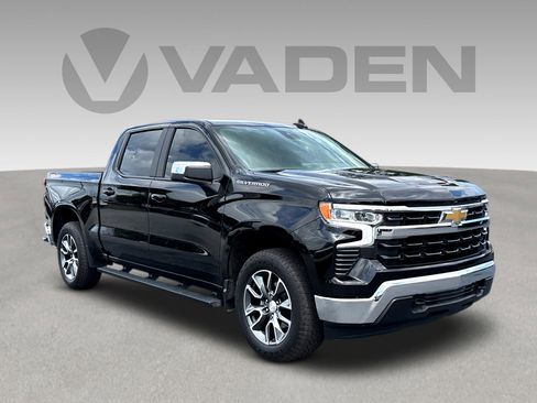 Used 2023 Chevrolet Silverado 1500 LT AWD/4WD image 1
