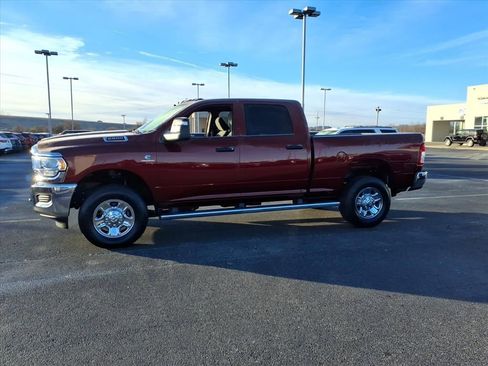 Used 2023 RAM 2500 Tradesman image 3