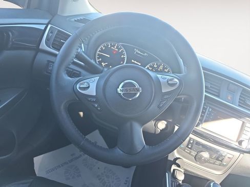 Used 2018 Nissan Sentra SV w/ Premium Package (P01) image 12