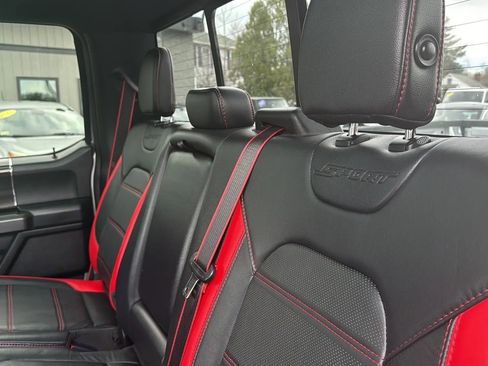 Used 2018 Ford F150 Lariat w/ Equipment Group 502A Luxury image 19