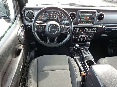 Certified 2022 Jeep Wrangler Unlimited Sport AWD/4WD image 12