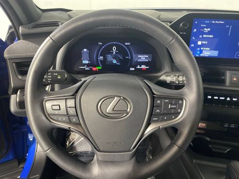 Used 2025 Lexus UX 300h AWD w/ Cold Area Package image 16