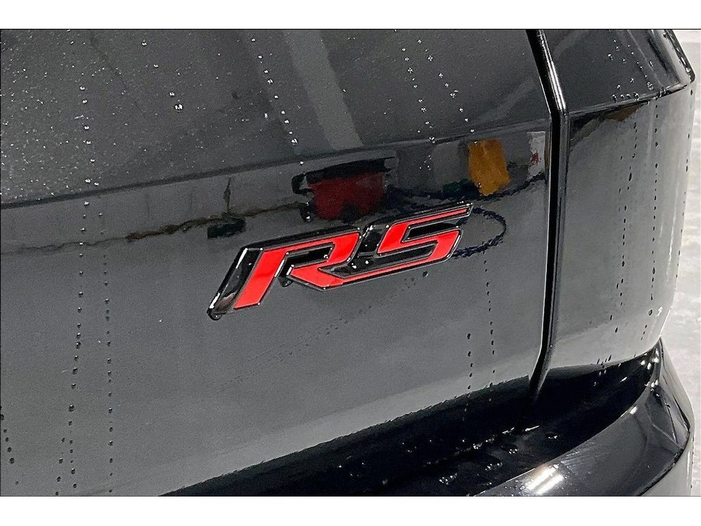 New 2026 Chevrolet Traverse RS w/ LPO, Floor Liner Package FWD image 40