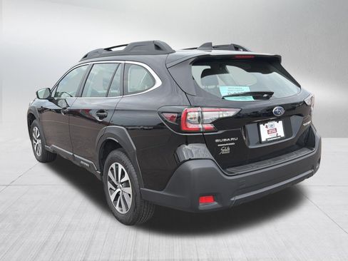 Certified 2025 Subaru Outback AWD/4WD image 5