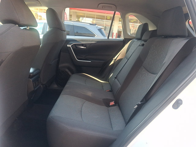 Used 2025 Toyota RAV4 XLE AWD/4WD image 10