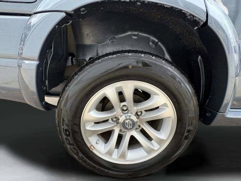 Used 2004 Suzuki XL7 LX image 46