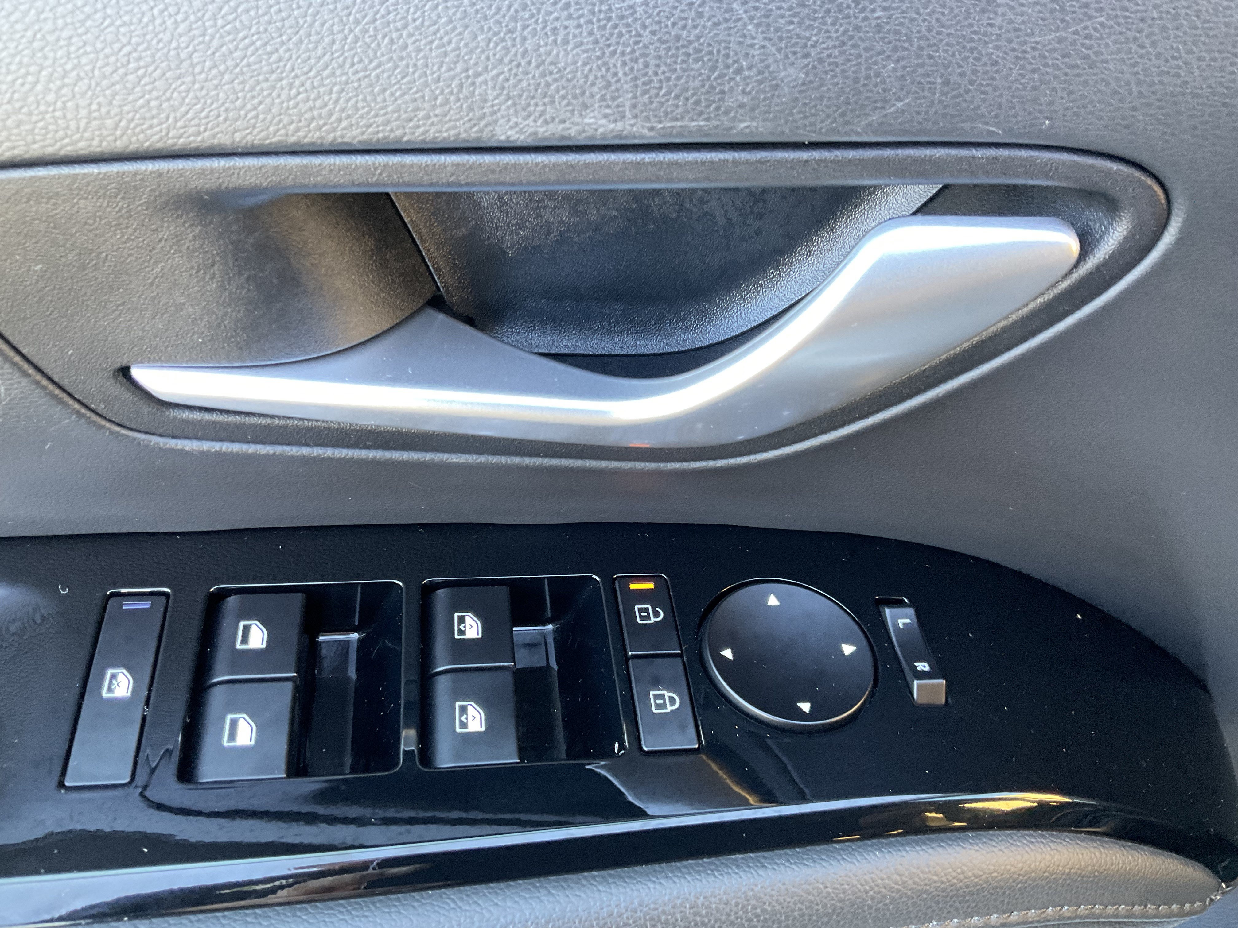 Used 2025 Hyundai Tucson SEL AWD/4WD image 24