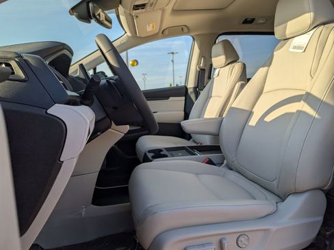 New 2026 Honda Odyssey EX-L image 11