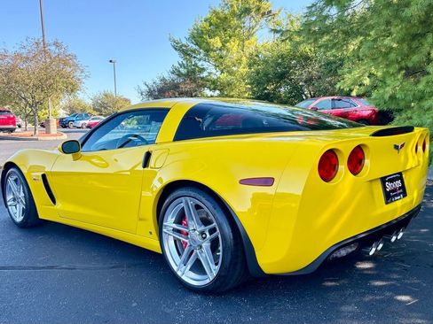 Used 2006 Chevrolet Corvette Z06 w/ Preferred Equipment Group image 6