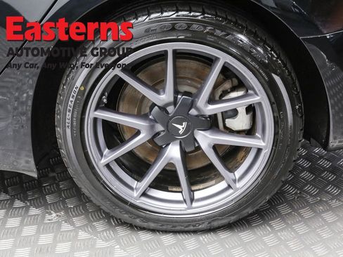 Used 2022 Tesla Model 3 Long Range image 8