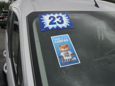 Used 2023 Ford Transit Connect XLT FWD image 3