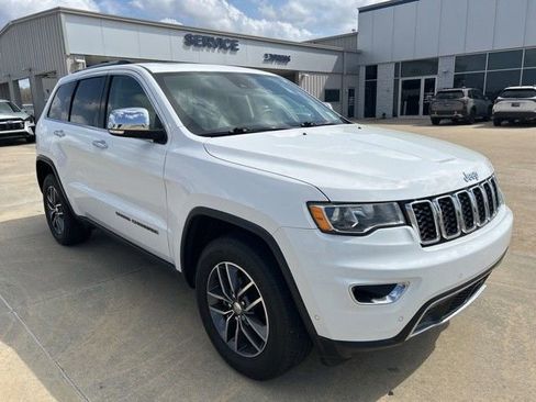 Used 2018 Jeep Grand Cherokee Limited image 2