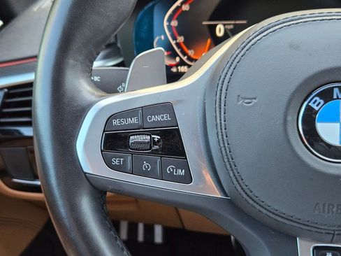 Used 2023 BMW 540i xDrive w/ Executive Package image 22