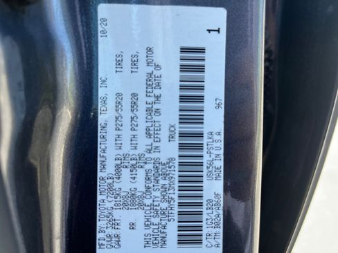 Used 2021 Toyota Tundra Limited w/ Limited Premium Package AWD/4WD image 33