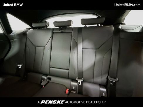 Used 2025 BMW i4 xDrive40i image 13