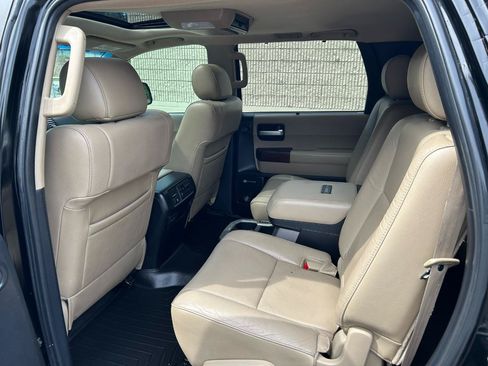 Used 2012 Toyota Sequoia Platinum AWD/4WD image 12