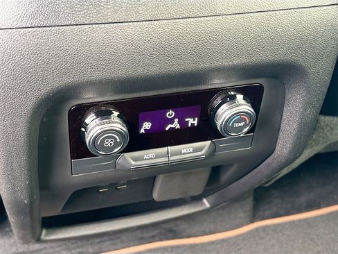 Used 2025 GMC Acadia AT4 image 26