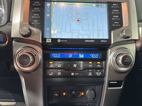 Used 2023 Toyota 4Runner Limited AWD/4WD image 20