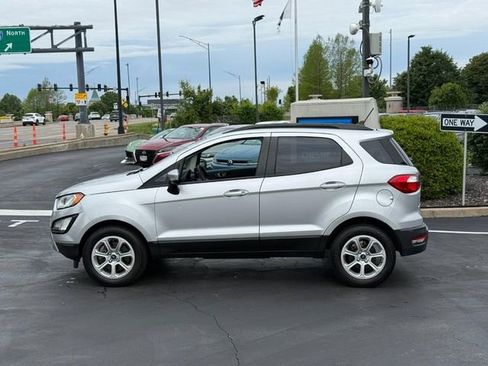 Used 2021 Ford EcoSport SE FWD image 2