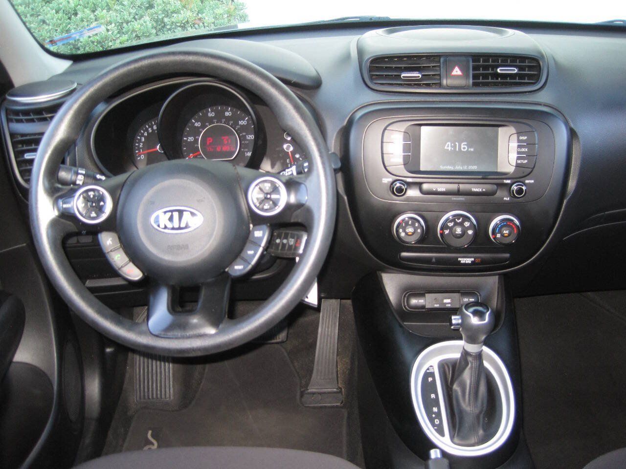 Used 2019 Kia Soul FWD image 20