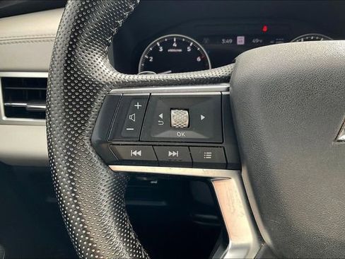 Used 2022 Mitsubishi Outlander SEL image 18