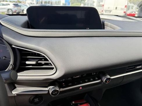 New 2025 MAZDA CX-30 AWD 2.5 S w/ Select Sport Pkg image 23