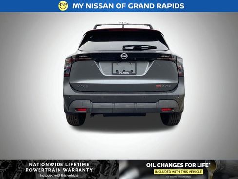 New 2026 Nissan Kicks SR w/ Cold Weather Package AWD/4WD image 5