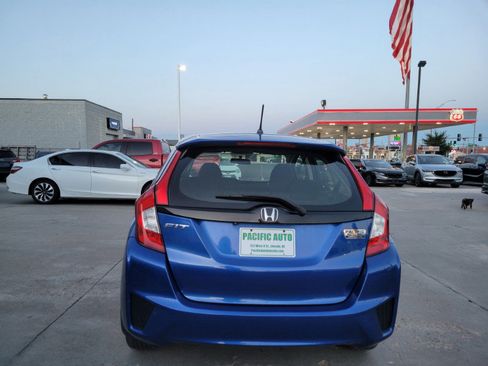 Used 2016 Honda Fit LX image 6