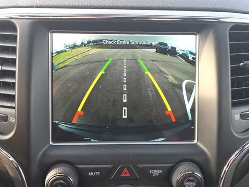 Used 2018 Jeep Grand Cherokee Altitude image 34