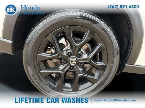 Used 2025 Honda HR-V Sport image 9