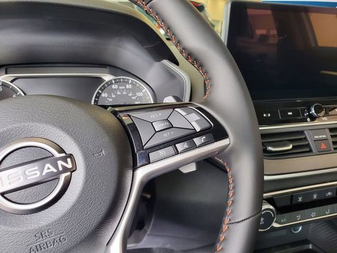 New 2026 Nissan Altima 2.5 SR AWD/4WD image 22