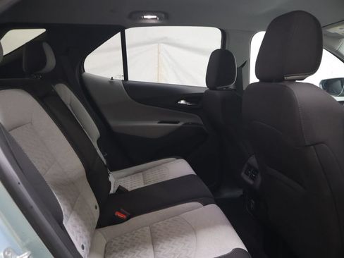 Used 2022 Chevrolet Equinox LT FWD image 12