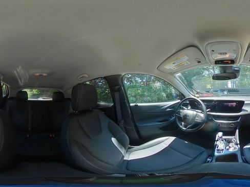 Used 2025 Buick Encore GX Preferred FWD image 41