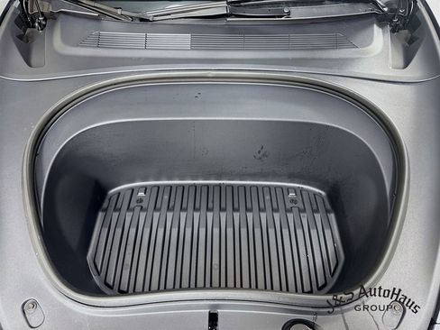 Used 2025 Tesla Model 3 Long Range image 37