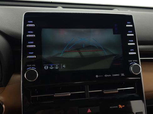 Used 2022 Toyota Avalon Limited w/ Advanced Safety Package FWD image 25